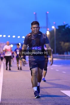 Runner Photo 1730489