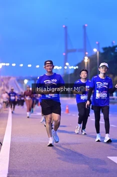 Runner Photo 1730522