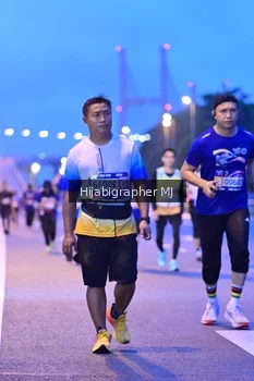 Runner Photo 1730592