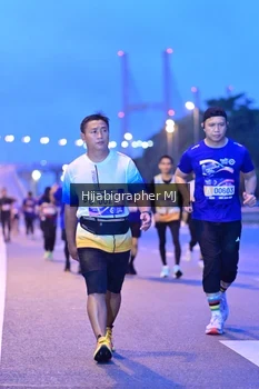 Runner Photo 1730594