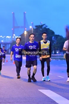 Runner Photo 1730598