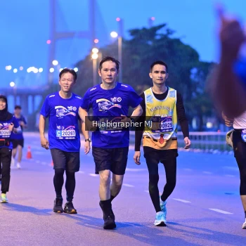 Runner Photo 1730599