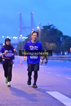 Runner Photo 1730604