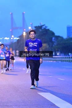 Runner Photo 1730614