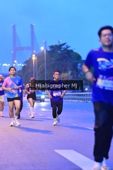 Runner Photo 1730623