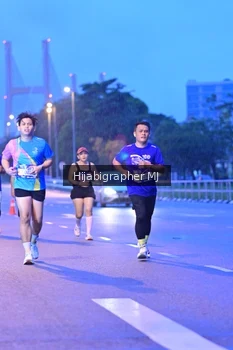 Runner Photo 1730628