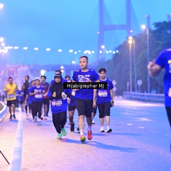Runner Photo 1730732
