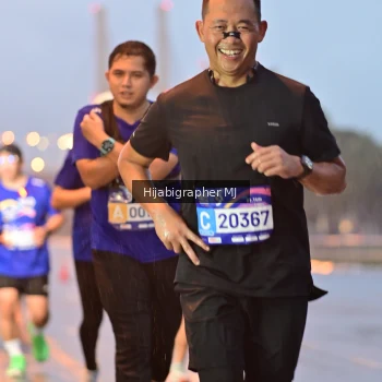 Runner Photo 1730790