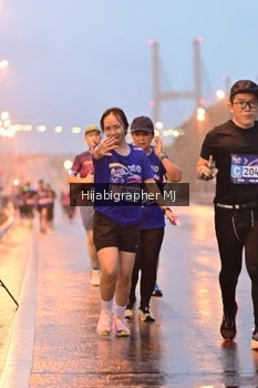 Runner Photo 1730824