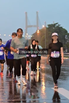Runner Photo 1731175