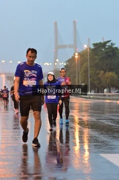 Runner Photo 1731295