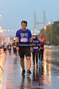 Runner Photo 1731298