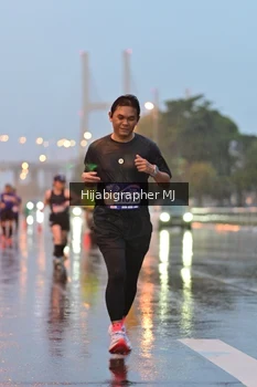 Runner Photo 1731309