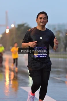 Runner Photo 1731313