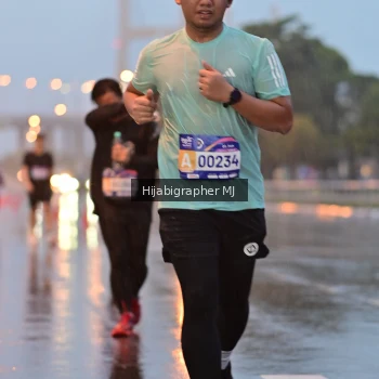 Runner Photo 1731345