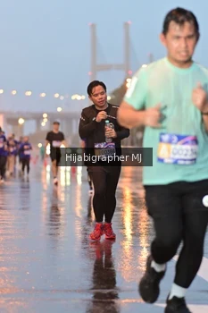Runner Photo 1731346