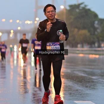 Runner Photo 1731350