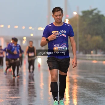 Runner Photo 1731608