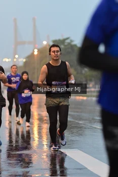 Runner Photo 1731635