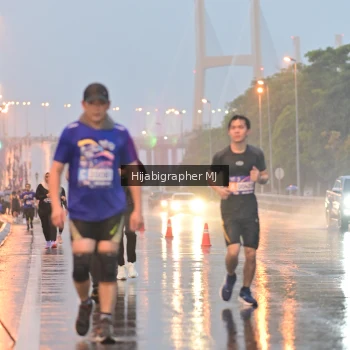 Runner Photo 1731669