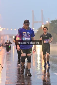 Runner Photo 1731673