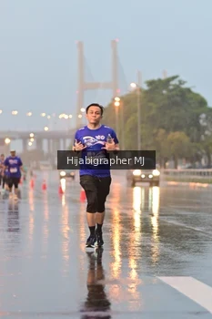 Runner Photo 1731720