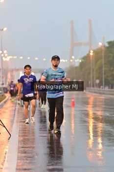Runner Photo 1731729
