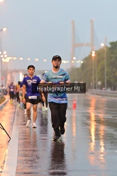 Runner Photo 1731731