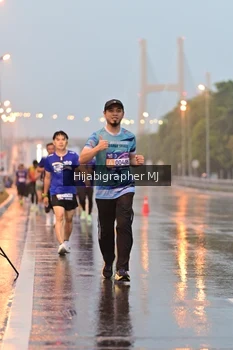 Runner Photo 1731732