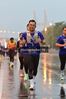 Runner Photo 1731751