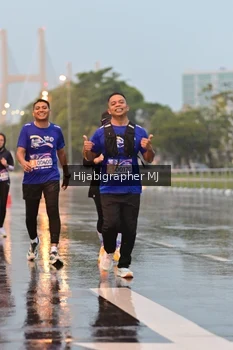 Runner Photo 1731792