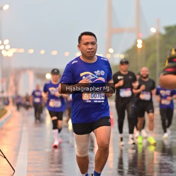 Runner Photo 1731894
