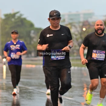 Runner Photo 1731908