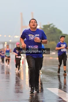 Runner Photo 1731947