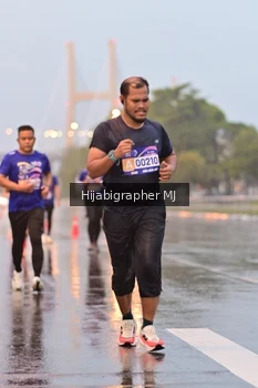Runner Photo 1731991