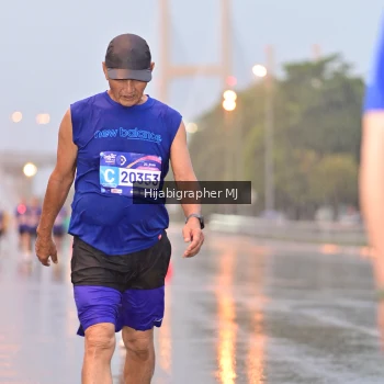 Runner Photo 1732075