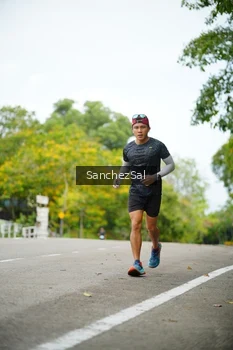 Runner Photo 1734052