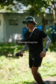 Runner Photo 1734412