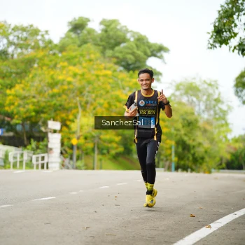 Runner Photo 1734638