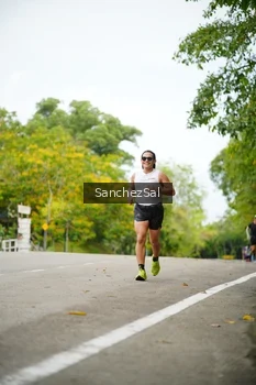 Runner Photo 1734663