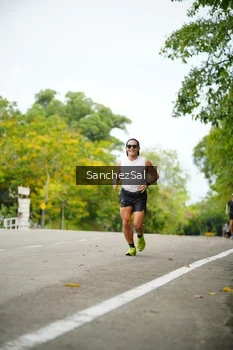 Runner Photo 1734678