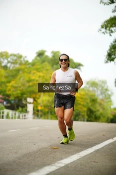 Runner Photo 1734693
