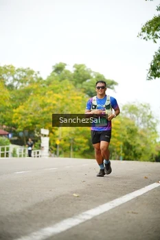 Runner Photo 1734711