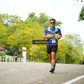 Runner Photo 1734712