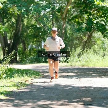 Runner Photo 1734724