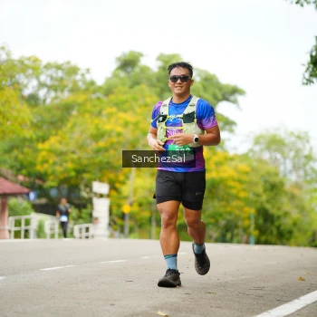 Runner Photo 1734731