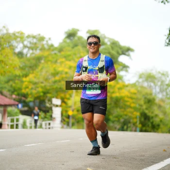 Runner Photo 1734735