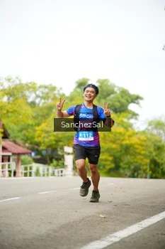 Runner Photo 1734766