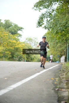 Runner Photo 1734821