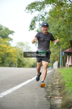 Runner Photo 1734865